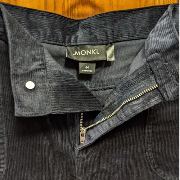 ❄️ 3/$15 - NWOT Monki A-Line Cord Mini Skirt, EU Size 44/US 12 - Picture 7 of 9